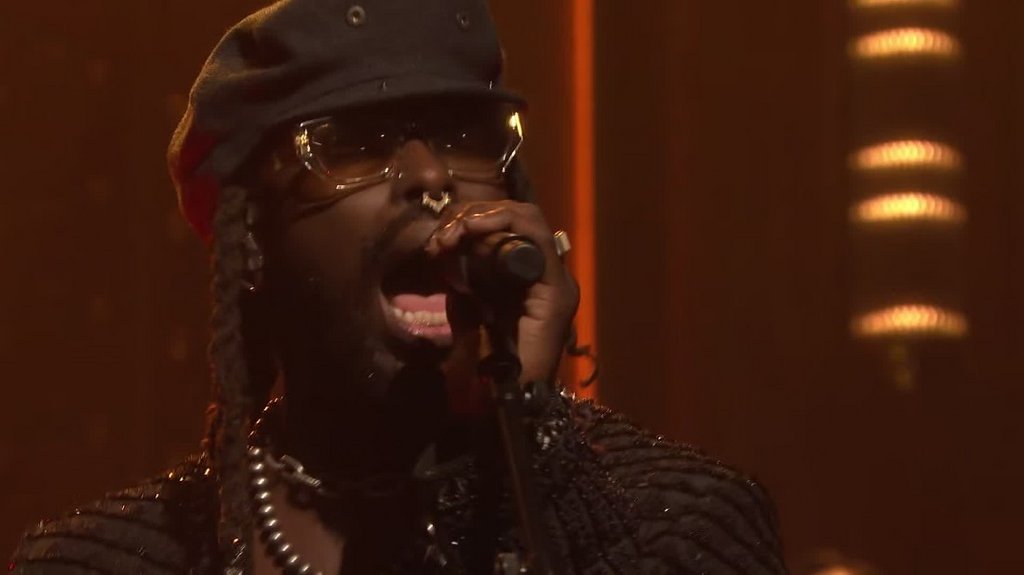 [Image: b6a82b1fjpqv.jpg]