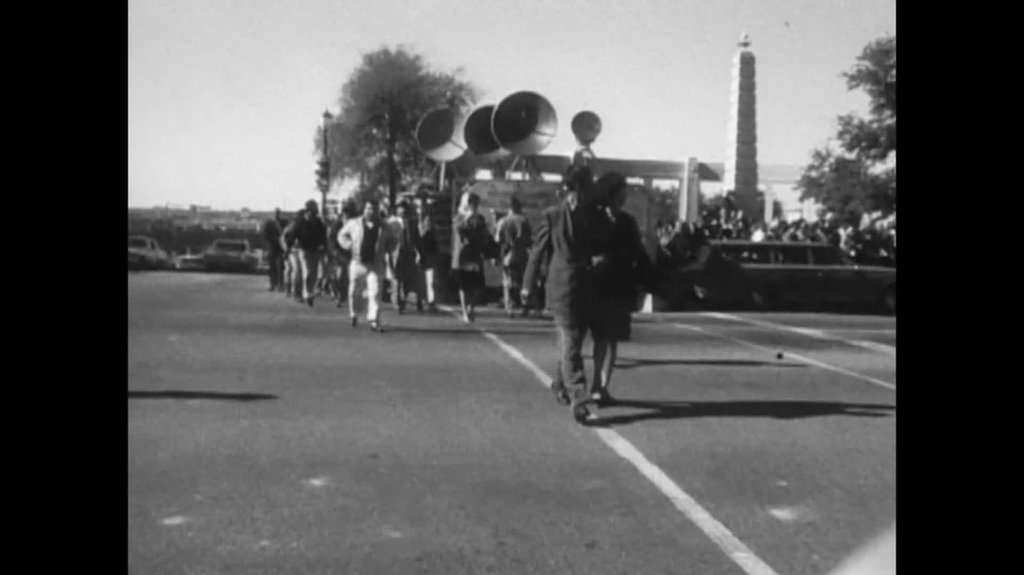 [Image: l2acyf5s4is9.jpg]