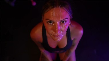 [Image: 1Face019959021733.jpg]