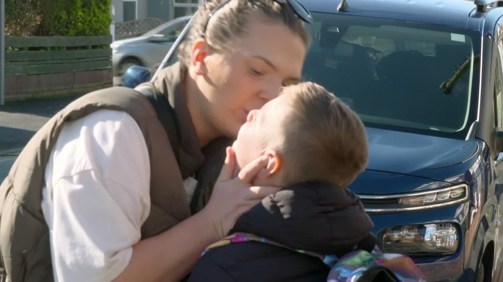 [Image: tgq1uw15ntj8.jpg]