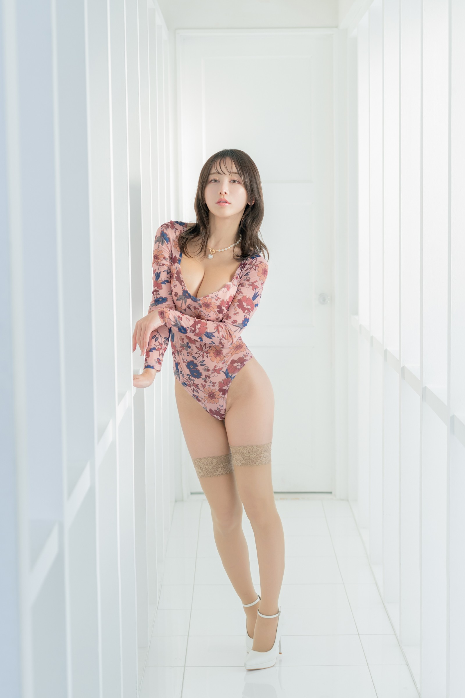 いくみ Fantia 2023年12月 写真＋视频合集（288P｜2V｜1.21GB）插图1