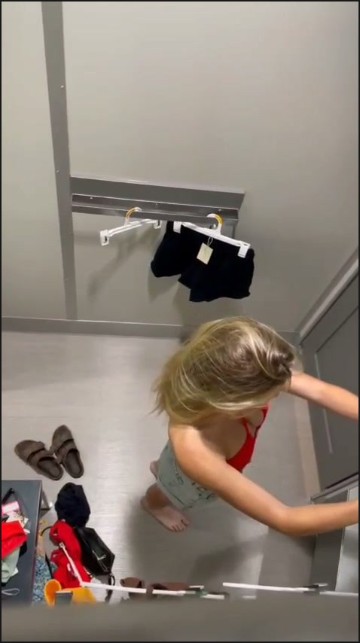 [Image: Dressing83225514182320260428.jpg]