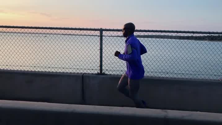 [Image: 9sva74shuty6.jpg]