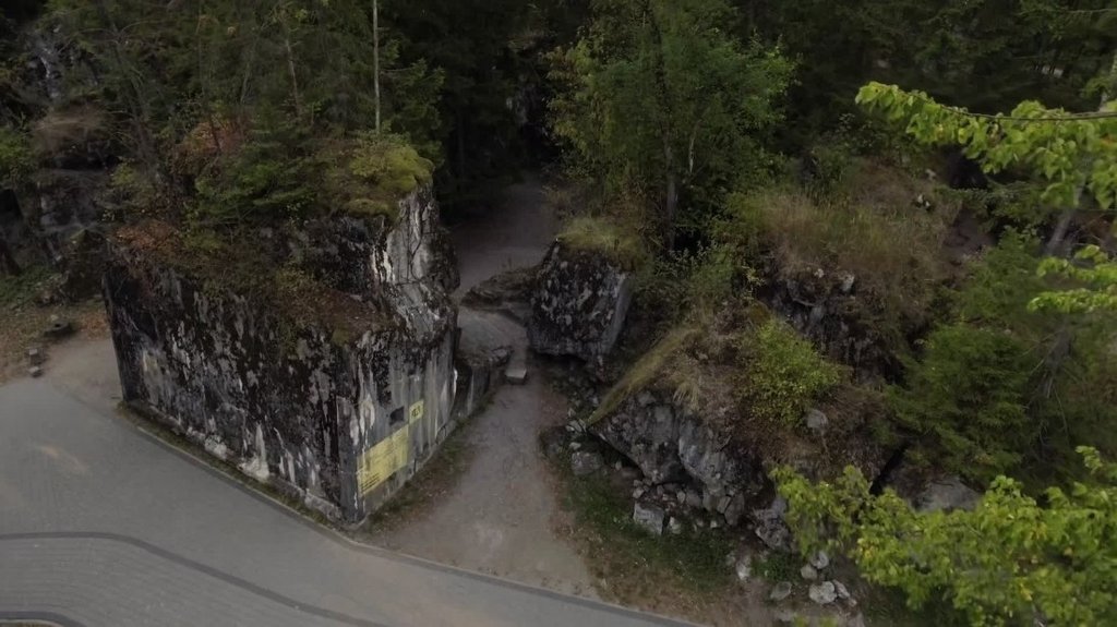 [Image: 3mrs3im87nol.jpg]