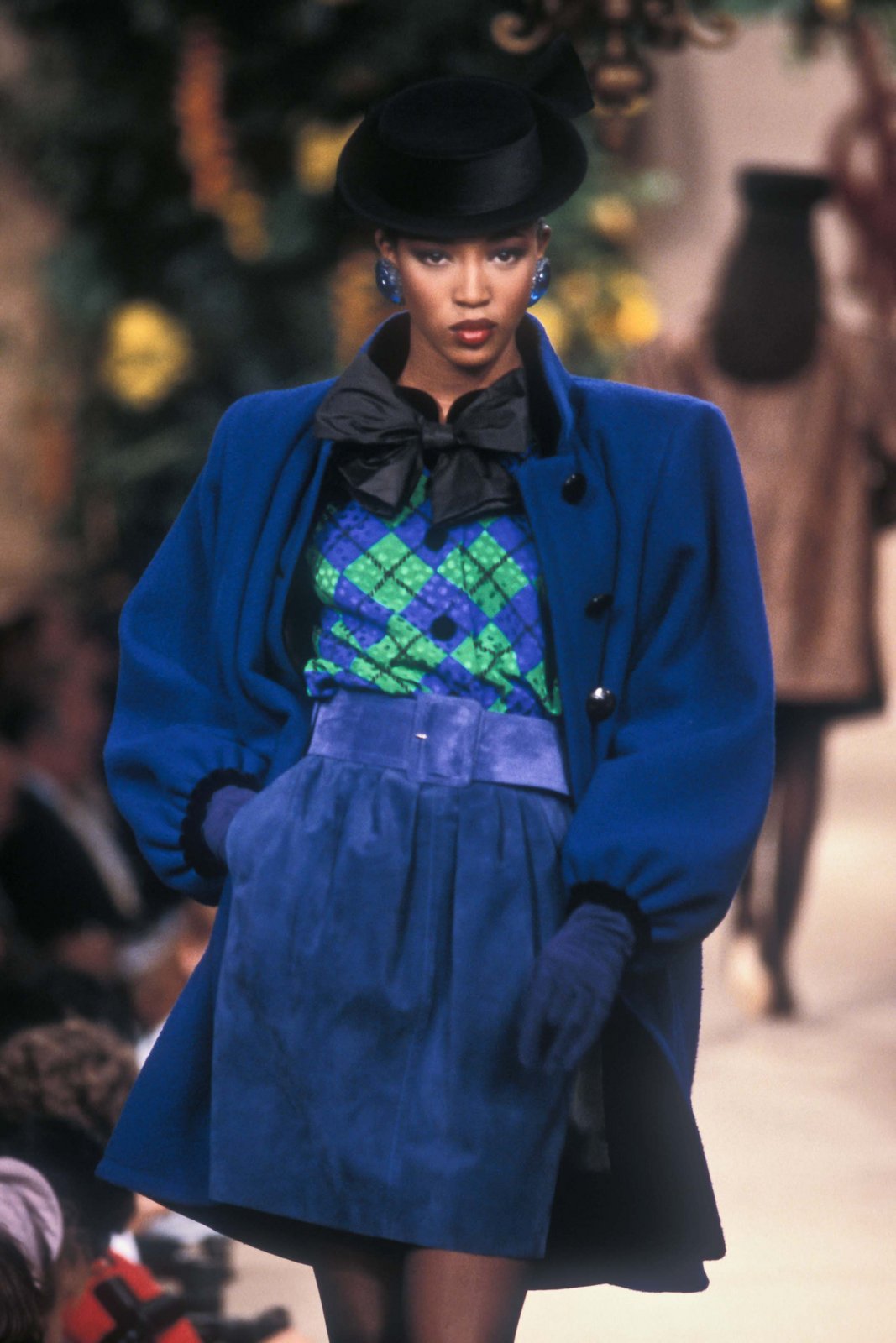 Fashion Classic: Yves Saint LAURENT Haute Couture Fall/Winter 1987 ...