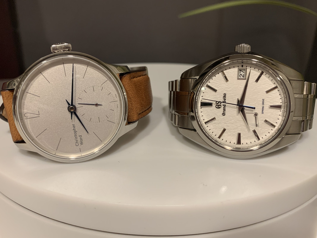 EF554C5E-8F51-4FA3-8D2E-8C7E37D66363