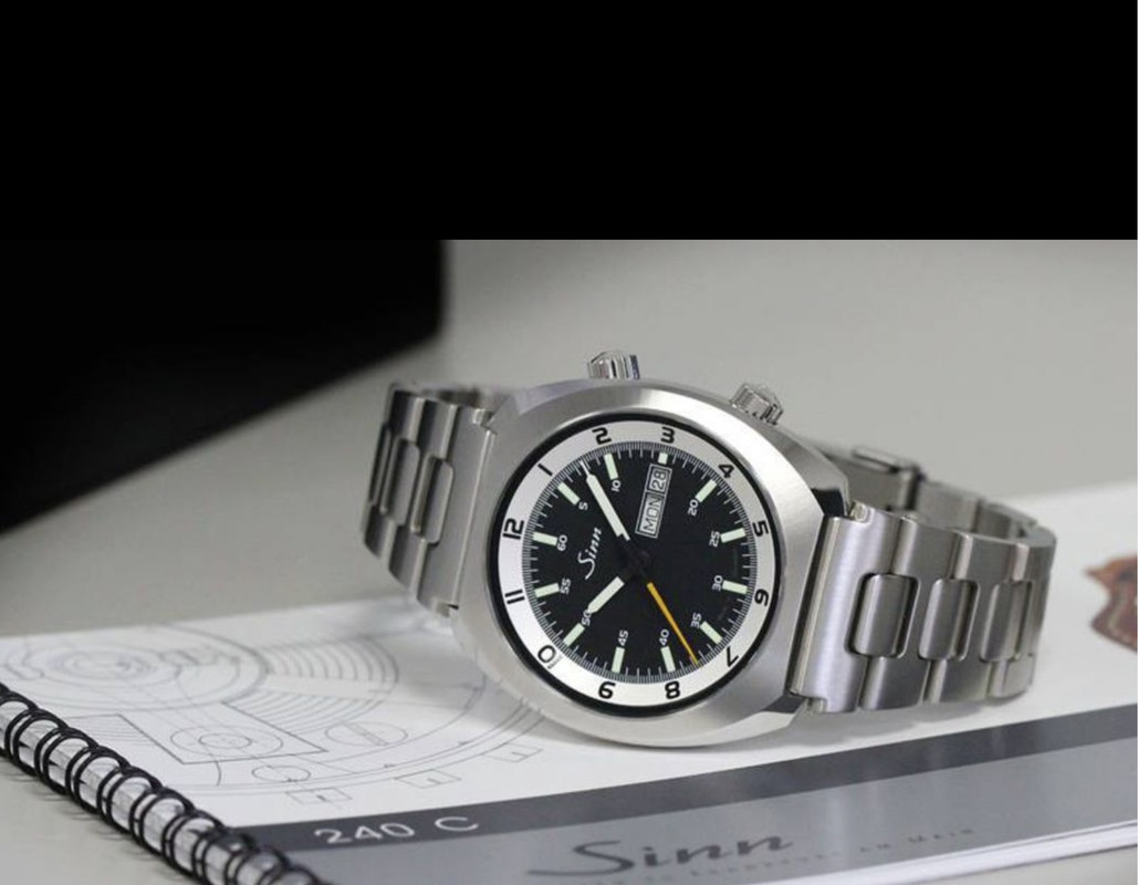 D130F455-22EE-42DE-AA04-3894D5408453