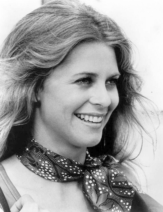 lindsay_wagner_b14