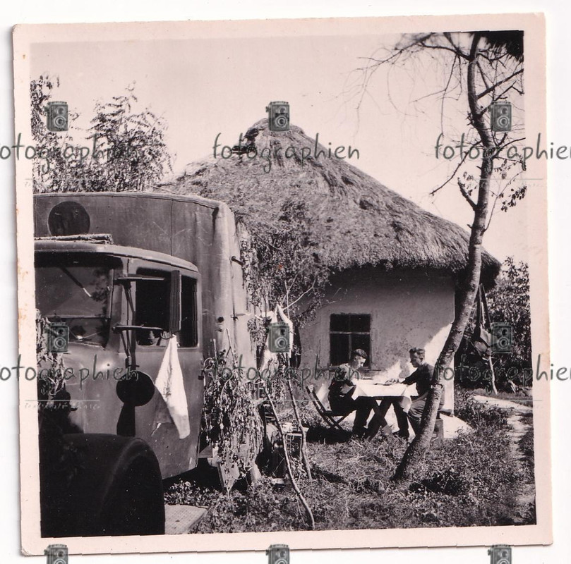org. Foto Russland Kaukasus Kfz Lkw Haus Hütte Quartier