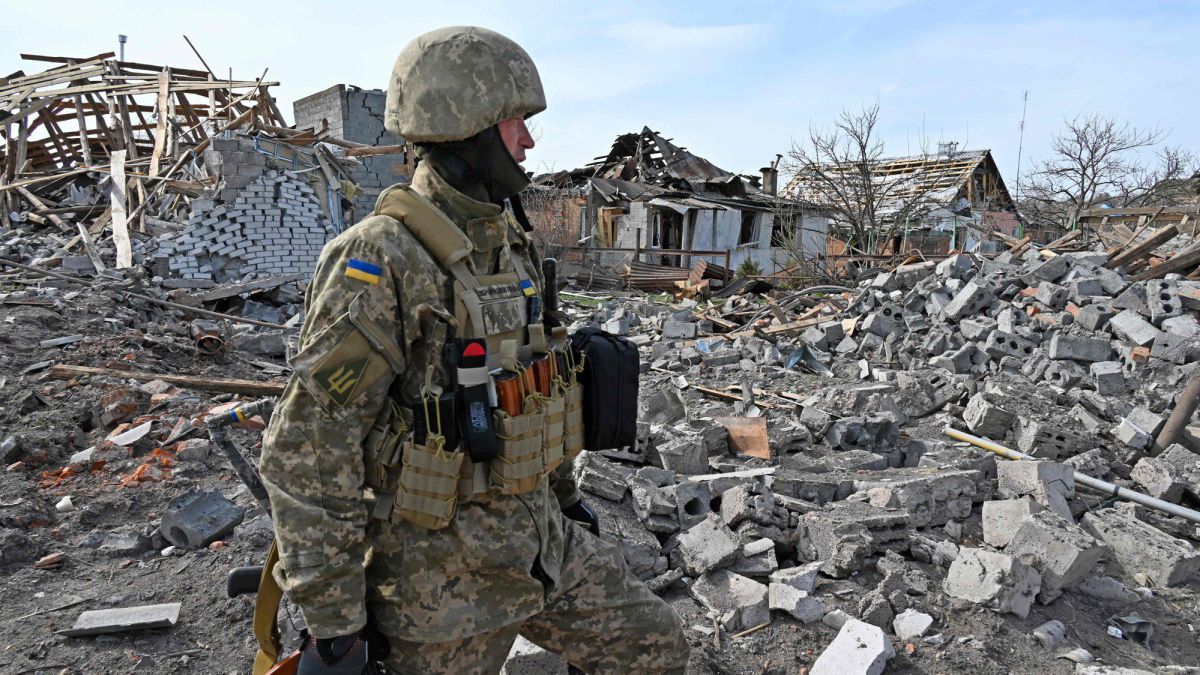 A 100 días de guerra en Ucrania, 1,900 escuelas han sido atacadas por Rusia