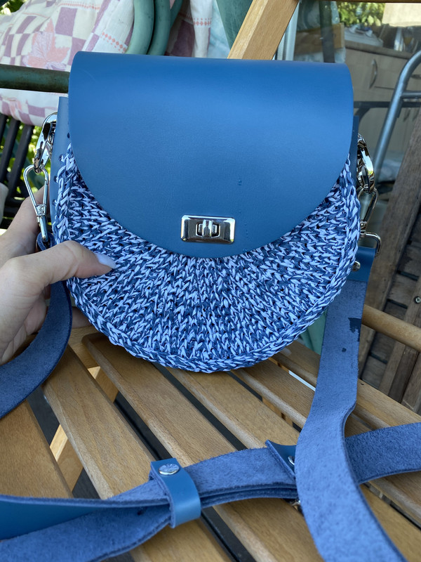 C6C1519E-080D-43C6-A987-D1AFF143596A