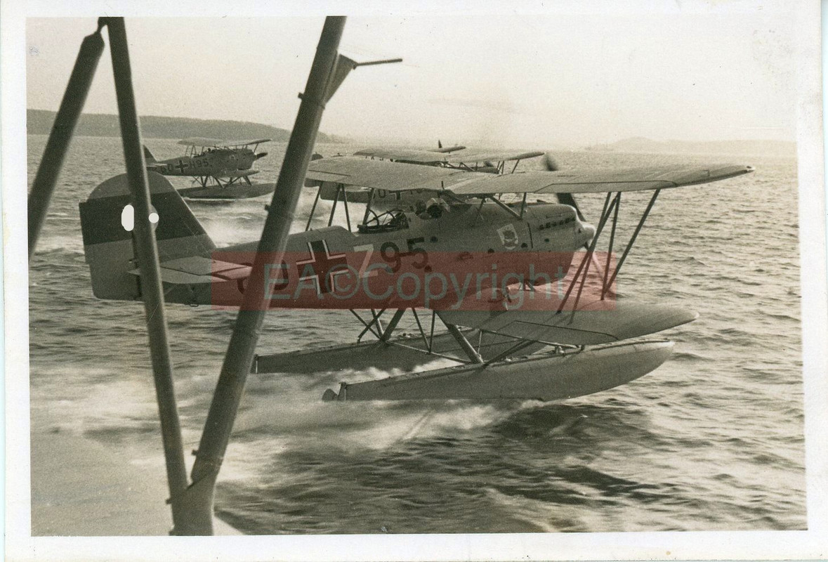 Wasserflugzeug Flugzeug Küstenfliegergruppe Wapp