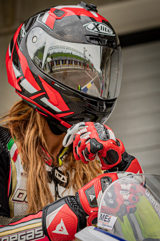 1927BBF2-6AA7-4970-A501-BE5B76F93540