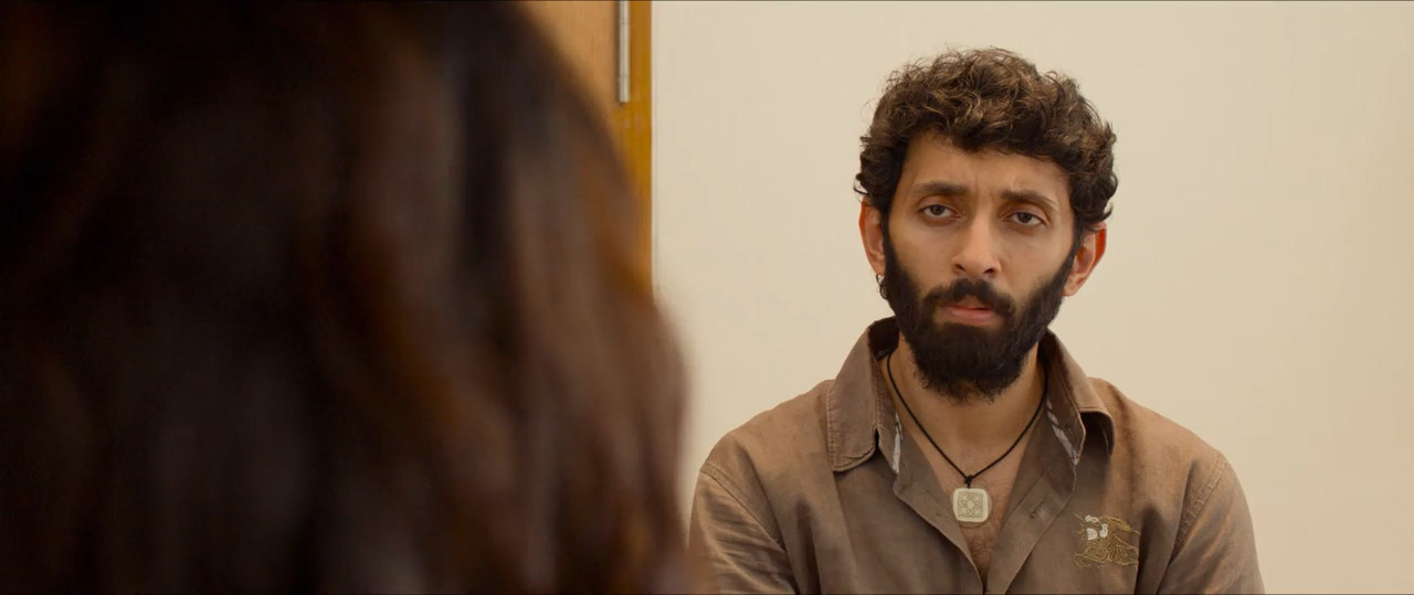Taramani 2017 WebRip [Tamil] 480p, 720p ESub Screenshot