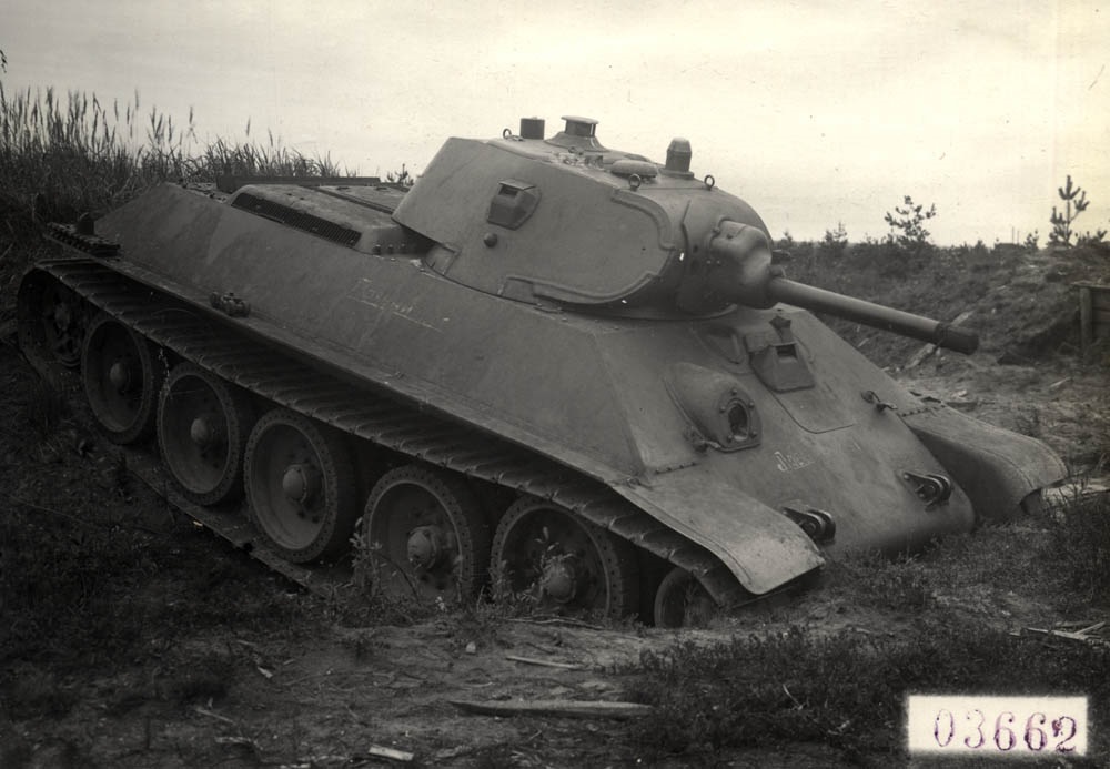 Т-34 с орудием Л-11 образца декабря 1940-го года 22222