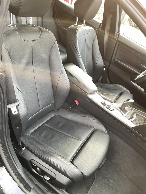 31F8B130-AAAE-4FBD-8A0C-0EF25DDCBA73