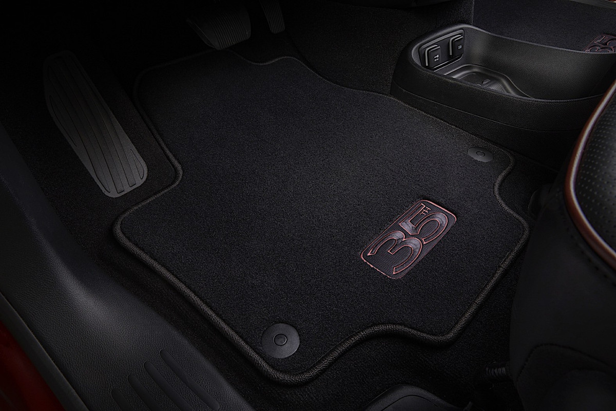 2020 Chrysler Pacifica Red S Edition (28)