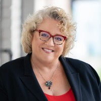 Nina H.
