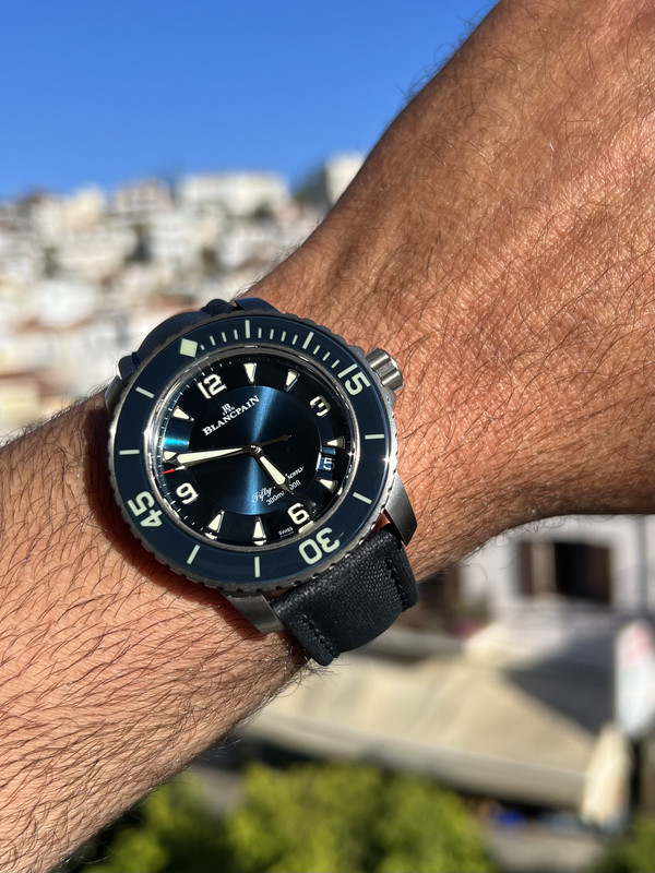 F79BDF31-3876-4E97-BC61-DF28FB62A2AB