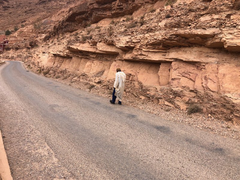 Sur de Marruecos: oasis, touaregs y herencia española - Blogs de Marruecos - Tafraoute y alrededores. Ruta hasta Sidi Ifni (13)