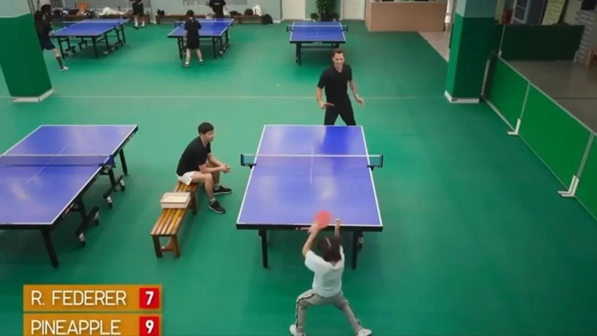Roger Federer cambia de raqueta y enfrentar a campeona nacional de ping pong