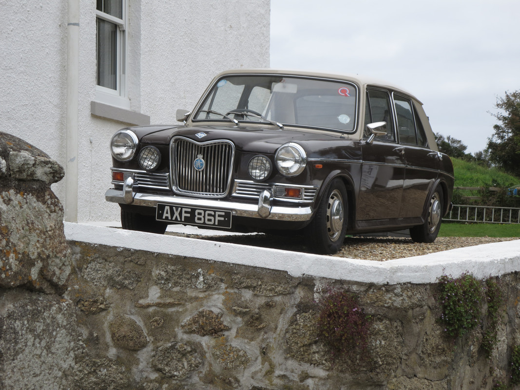 AE7FEFBF-2AAC-41F7-B091-53945D8E8BA0