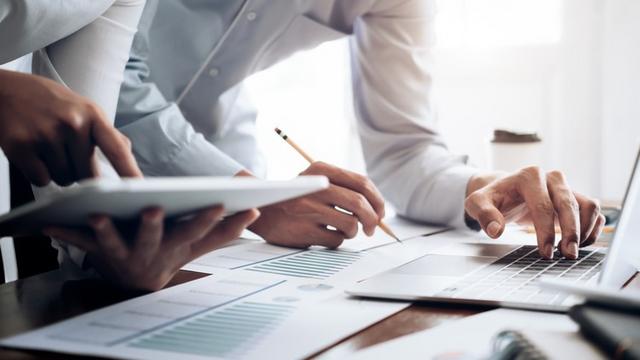 Into to Balance Score Card & KPIs for strategic management