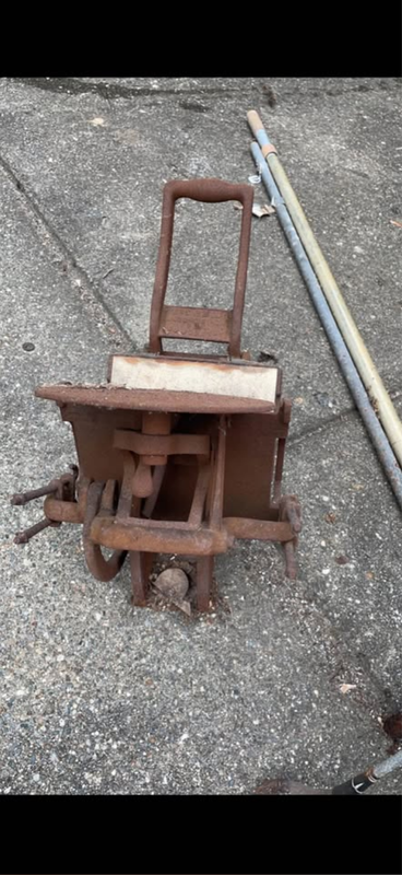 Screenshot 2025 12 18 at 18 34 21 Marketplace Antique Letter Press Facebook