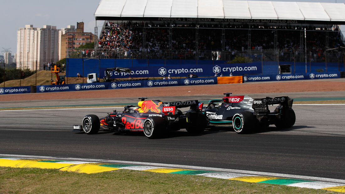 Max-Verstappen-Lewis-Hamilton-GP-Brasilien-2021-Sao-Paulo-Rennen-169Gallery-e2b52aa7-1850169
