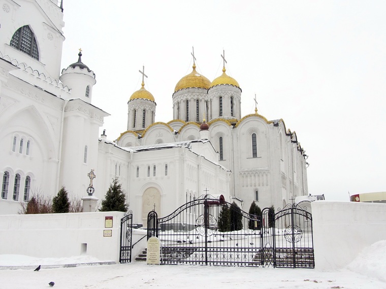 Новогодний Владимир - маленький снежный фоторассказ (+ Боголюбово и храм Покрова на Нерли)