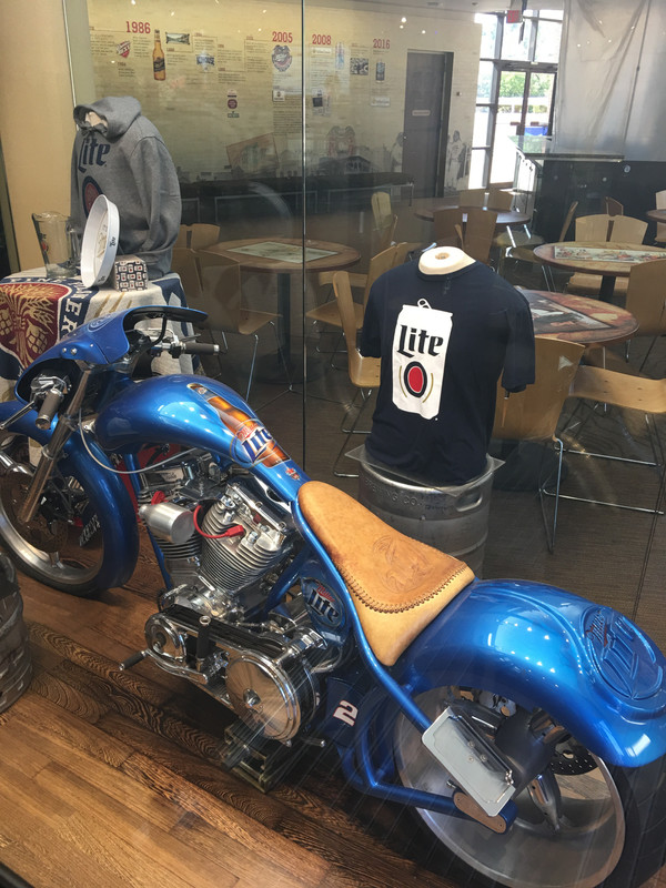 9781DA20-EA50-4AA1-8B46-085114F70249