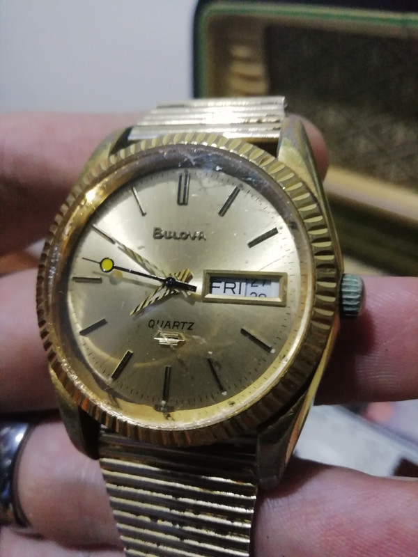 Bulova Quarz