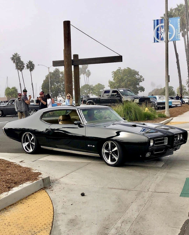 5CE33EBF-F974-4666-AF09-5B6F829A8BAC