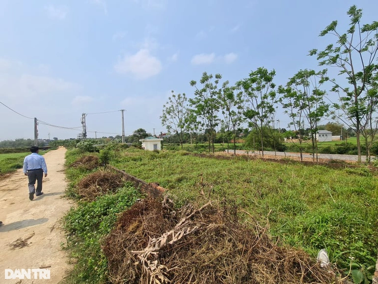 dat xom dong truc thach that hanoi BĐS ven Thủ đô: Cầm 2 tỷ tìm mua đất "ô tô vào được nhà", khách ngậm ngùi bỏ cuộc