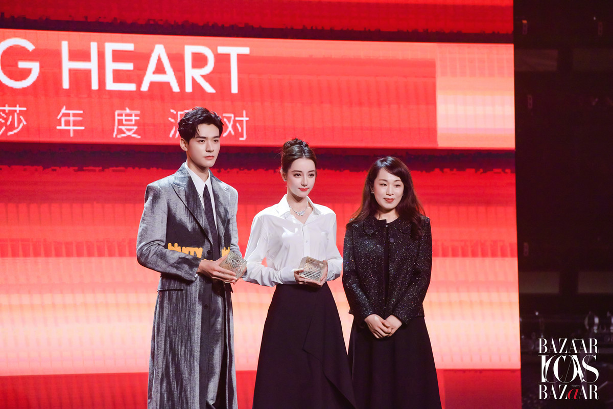 001RBNXygy1hehdqfw7srj64ao2v47wm02