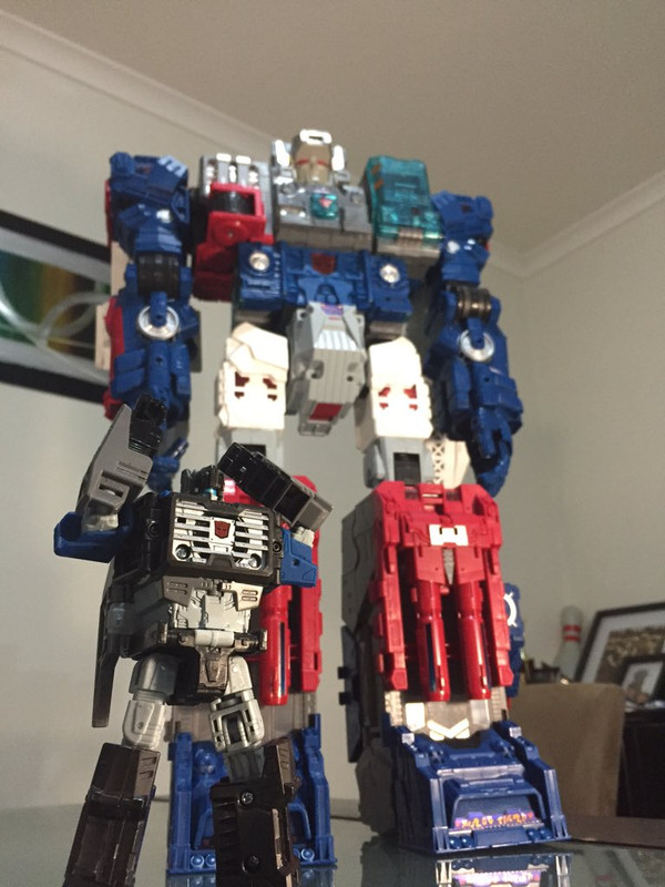 Titans-Return-Fort-Max-In-Hand-10