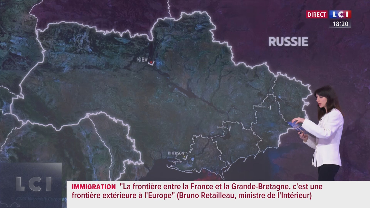 02.27 - 17.00.00 - 24 Heures Pujadas. Débats, reportages et interview....ts_snapshot_00.26.14.667