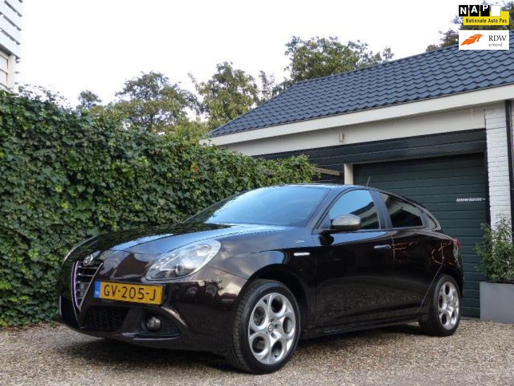 alfa-romeo-giulietta-2-0-jtdm-sprint (2)