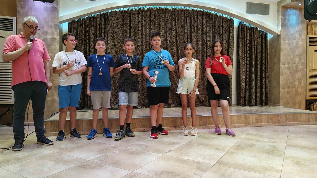 edessaies-skakistries-2