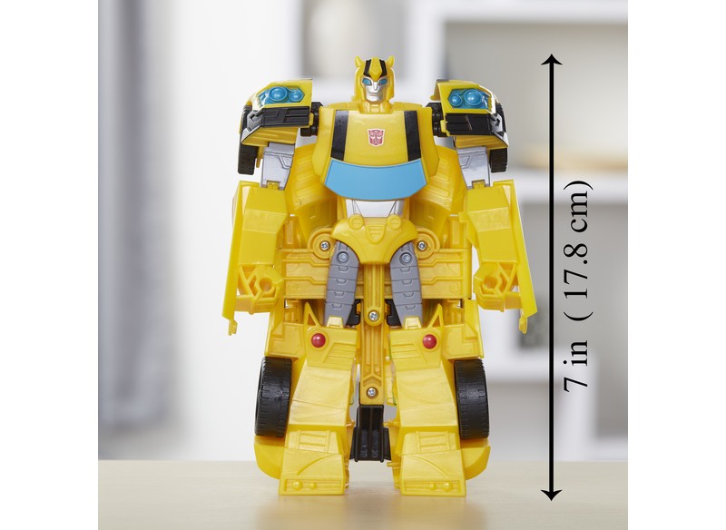 Transformers-Cyberverse-Ultra-Bumblebee-004
