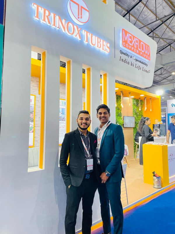 Mexflow Team at the Medical Fair 2024
