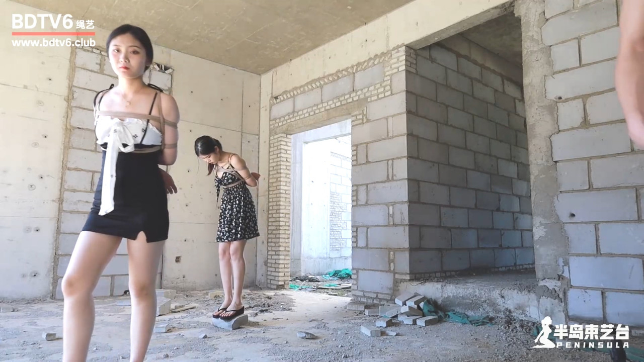 半岛束艺 空姐废弃工地股绳联阴~小晚 佐伊.mp4_20210616_130144.686