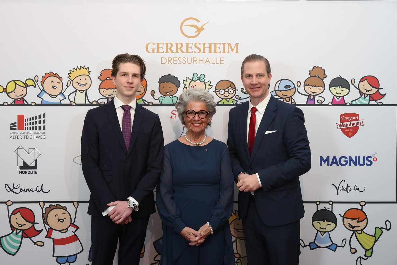 web SKj Neujahrsempfang Henry und Christian Dunger mit HAnnelore LAy