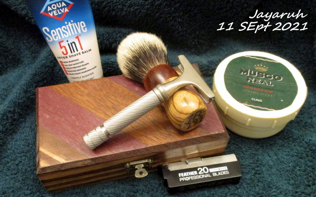 [Image: sos210911.jpg]