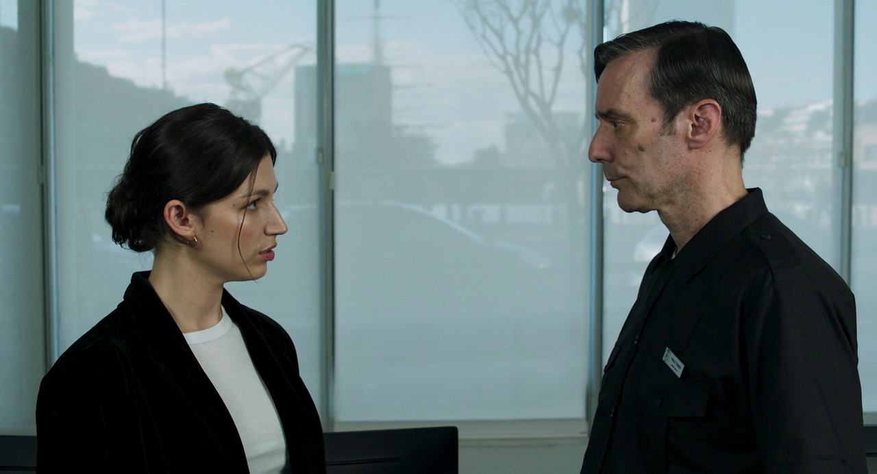 vlcsnap 2025 11 08 14h00m47s330