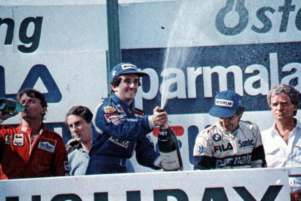 1983 авст подиум