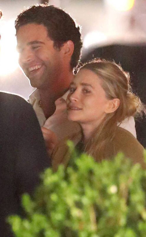 rs_634x1024-190614112038-634-Ashley-Olsen-Louis-Eisner-Birthday-