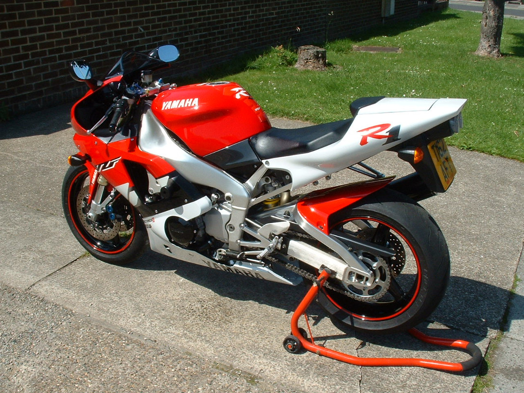 8CC73FD9-4096-4A81-9914-EBFFDE1F8F85