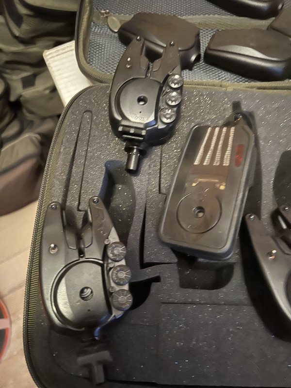 C0B29C26-A5A3-4C57-890A-83AD9371E725