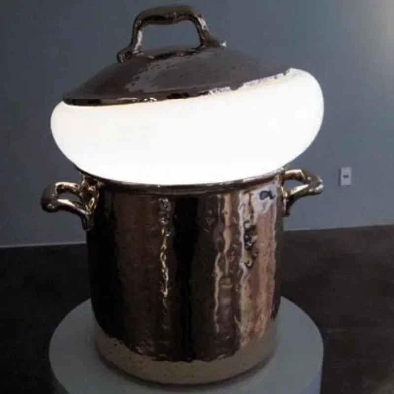 lamp-boiling-pot.webp